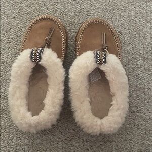 Ugg Tasman Alpine Slippers